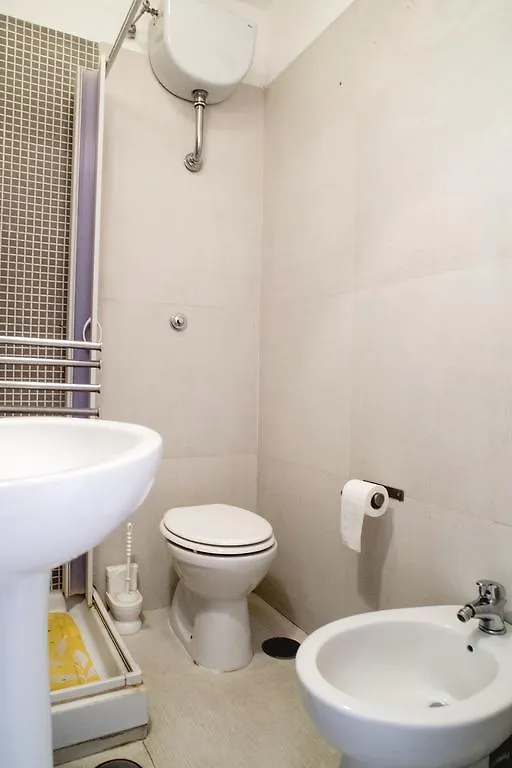 Rotonda Diaz Apartment Naples